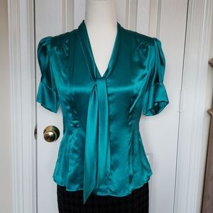 Banana Republic Silk Top with Tie EUC